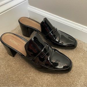 Vionic Black Heeled Loafers Open Back Casual Womens Size 10 Anabel Slide Heel